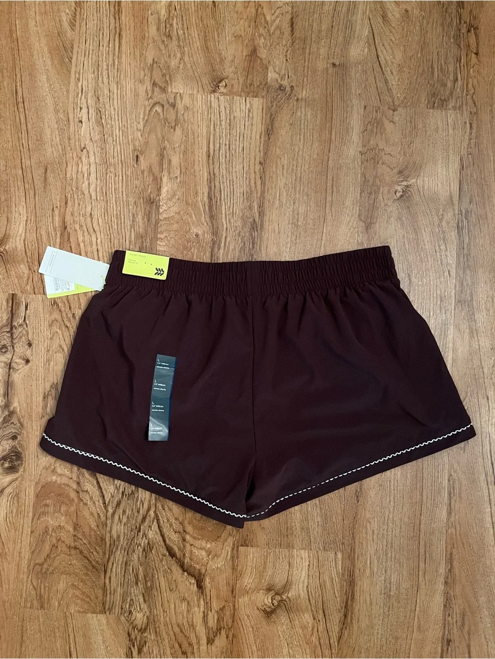 NWT All in Motion Crochet Trim Shorts